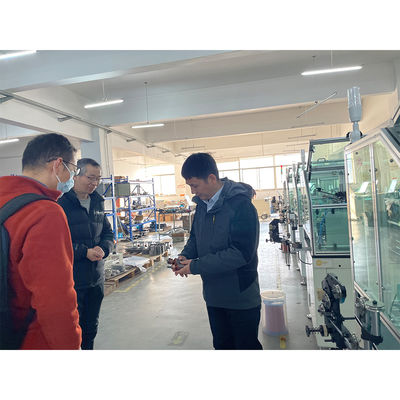 완전 자동 장착 윙링 기계 로터 코일 윙링 전자 텐셔와 함께 협력 업체